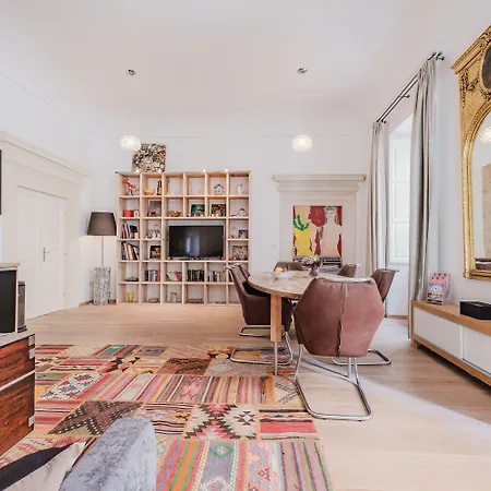 Luxury * دوبروفينك